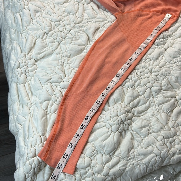 Fabletics Long Sleeve Seemless Coral Athletic Top and matching headband Large - Picture 17 of 17
